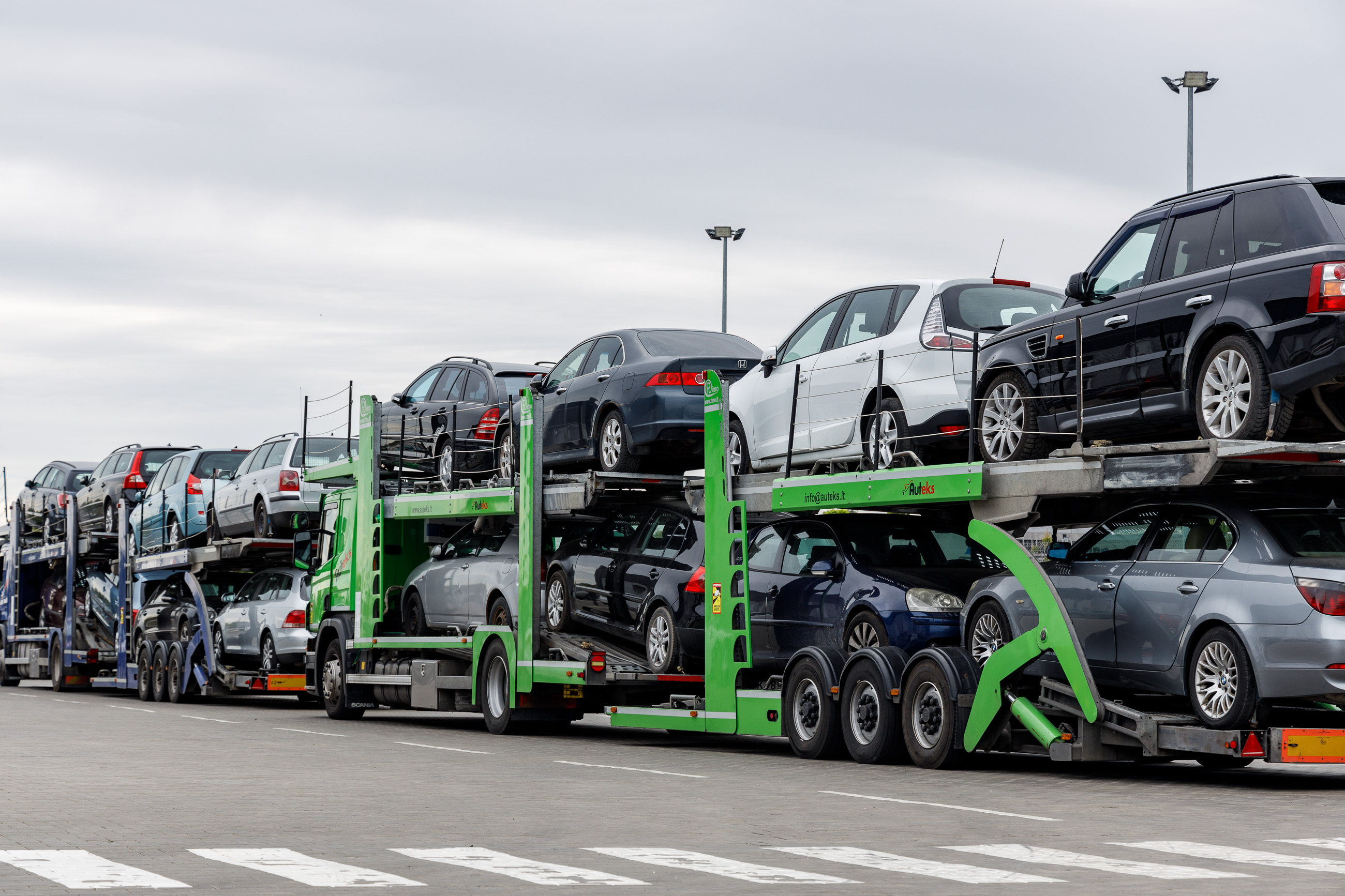 Факт дня №19: Скільки автомобілів у світі у 2025 році - і як росте глобальний автопарк